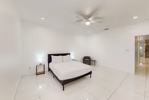 2BDR+Extd Stay Discounts+Central+RemoteWork - Image 5