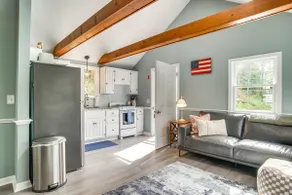 Swim & Fish On-site! Waterfront Cape Cod Cottage - Image 5