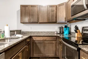 Spacious 2 bedroom/2.5 bathroom Townhome - Image 4