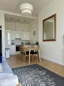 Seaview Retreat Private Parking - Image 5