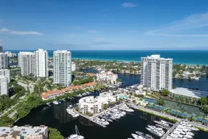 Aventura Mall | Pool | Tennis Court | Free parking - Image 5
