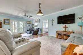 Waterfront Gulf Coast Home w/ Outdoor Oasis! - Image 3