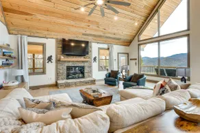 Nantahala Forest Cabin w/ Fire Pits & Hot Tub! - Image 4