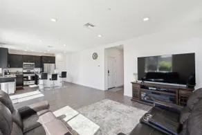 Spacious 3br Home With Charming Backyard 3 Bedroom Home - Image 4