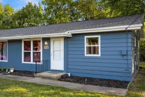Hines Haven - Unit 2 - Perfect BNB for YOU - Image 3