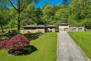 Mid-Century Estate - Home/Loft - Hot Tub/Game Room - Image 4