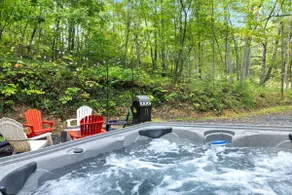 Cozy cabin w/hot tub & fire pit at Golden Woods - Image 2