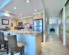 1BR Oceanfront Corner | Wraparound Lanai + A/C - Image 5