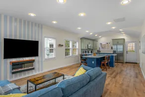 Stylish 4BR Haven: Serene Backyard and Fire Pit - Image 3