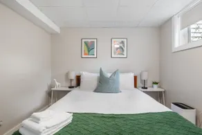 The Urban Nest - Full Kitchen, SmartTV, Wifi - Image 5