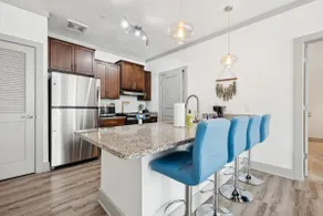 Overlook 2103 I Luxury Redefined I Free Parking - Image 4