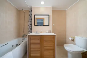 Traditional Seaside Tavira Apartment - Image 3