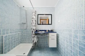 Traditional Seaside Tavira Apartment - Image 5