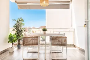 Apartment with terrace next to Port of Malaga by REMS - Image 5