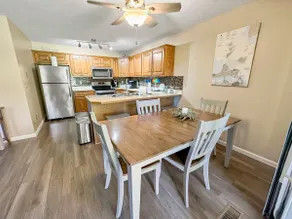 New! On Island Time at Kelleys - Image 3