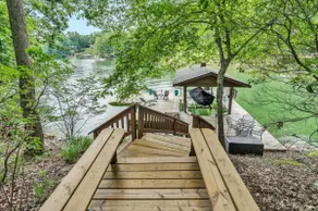 Boho Bungalow- water toys , dock , fire pit - Image 3