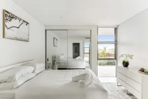 Lovely 3-Bed with Alfresco Dining by Attractions - Image 4
