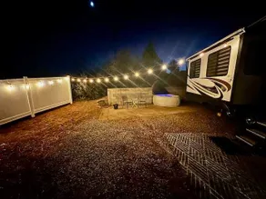 Puffy Panda RV-Hot Tub-Sleeps 2 - Image 5