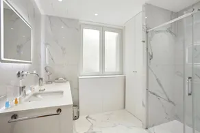 TBS 121 - Fabulous apartment in Paris - Image 3