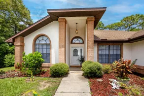Weeki Wachee House - Gorgeous & Quiet Home with Heated Pool - Nature Lover's Paradise! - Image 2