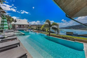 Club Airlie - Image 3