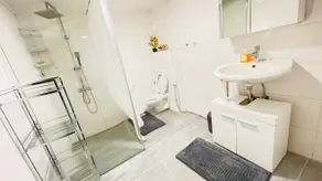 Kami Haus (268018) - Image 5
