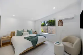 The Beach House at Alex - Image 2