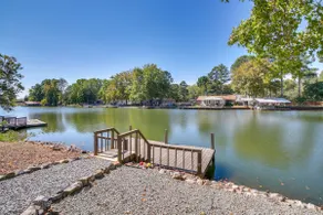 Lakefront Escape w/ Boat Docks in Hot Springs! - Image 2