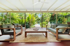 The Garden Nook Clifton Beach - Image 2