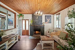 Bellbird Rise Off-Grid Cottage - Image 5