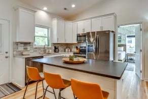 Waterfront Lake Hickory Retreat w/ Private Dock! - Image 3