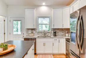 Waterfront Lake Hickory Retreat w/ Private Dock! - Image 5
