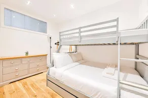 GuestReady - Contemporary home in Chiswick - Image 5