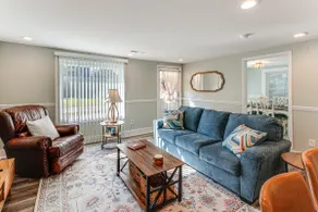 Small-town Charm & Local Dining: Home in Burgaw! - Image 5