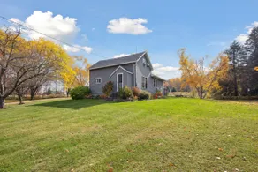 Wine Country Farmhouse | Golf + Wineries - Image 3