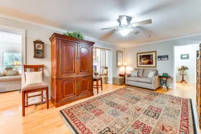 1 Mi to Dtwn: Home w/ Fire Pit & Deck in Hudson! - Image 4