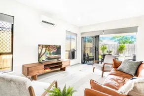 Skippers Rest -Modern Comfort, and Beach Proximity - Image 3