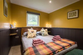 Close to nature Owls Nest 1 bedroom lodge - Image 4