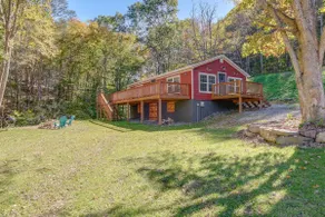 2 Mi to Warm Springs Pools: Home w/ Large Yard! - Image 2