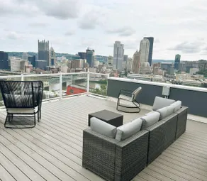 Riverview Retreat - Roof Top Deck Overlooking Pitt - Image 4