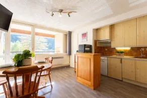 4-person apartment in Saint-Lary-Village - Image 3