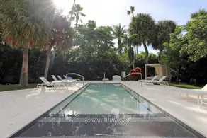 Family 2BR with Pool, Beach and Parking - Image 3