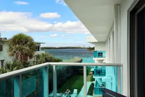 Family 2BR with Pool, Beach and Parking - Image 2