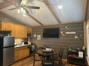 Updated cabin -The Skipper - Image 4