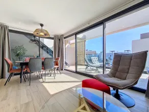 Penthouse apartment with rooftop Jacuzzi - Image 4