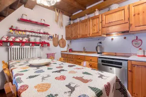 Apartamento 'La Baita Verde' con vistas a la montaña - Image 4
