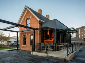 Experience the Romance of The Historic Rouse House - Image 4