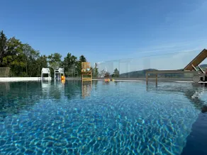 Apartment II (upper floor) with sauna + saltwater pool - Image 2
