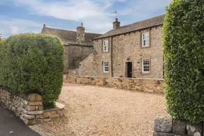 Rose Tree Cottage - Image 2
