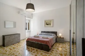 Agréable appartement de vacances convivial et familial avec terrasse et internet haut débit | Vue montagne - Image 2